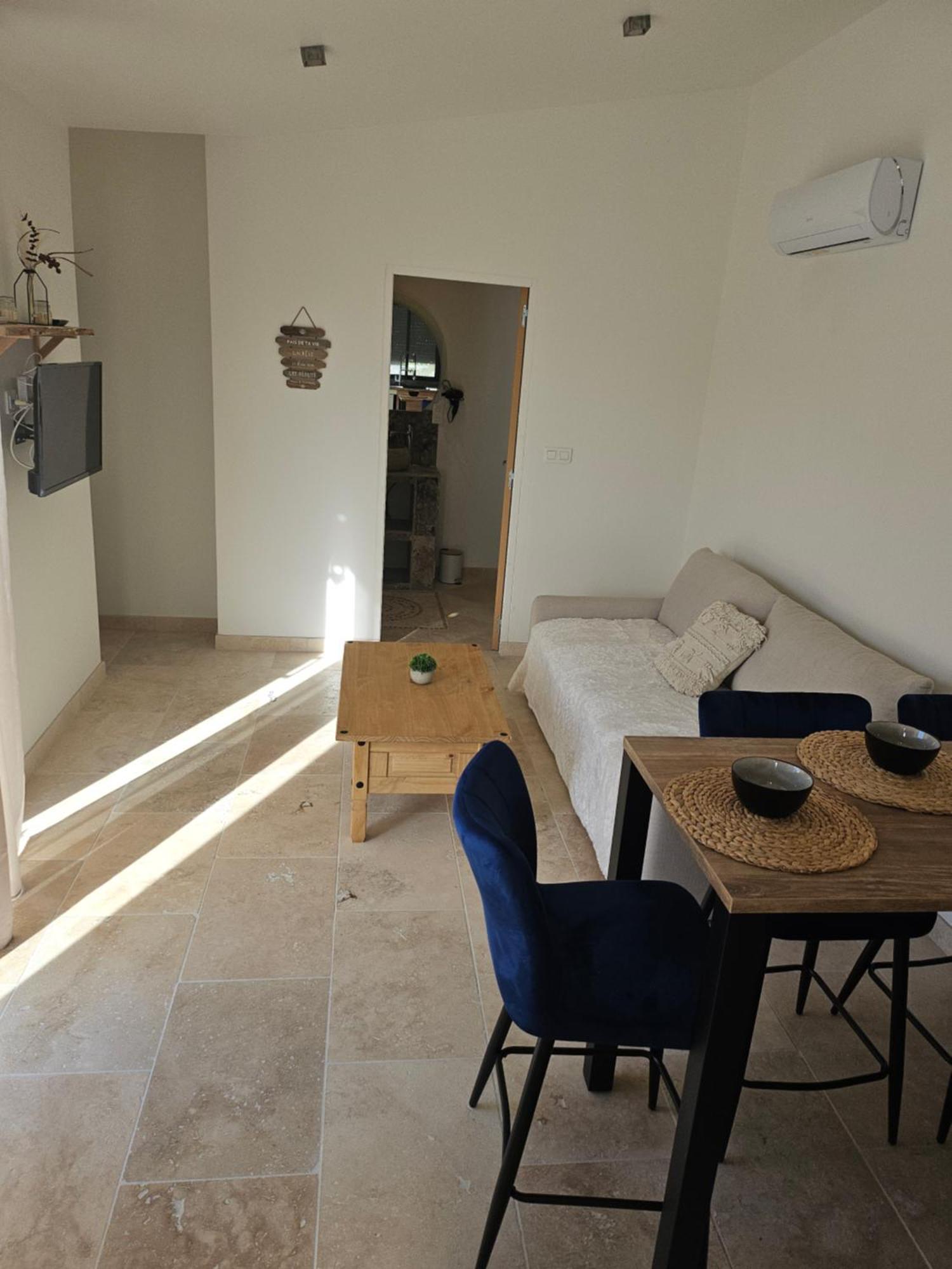 Holiday home Independant 